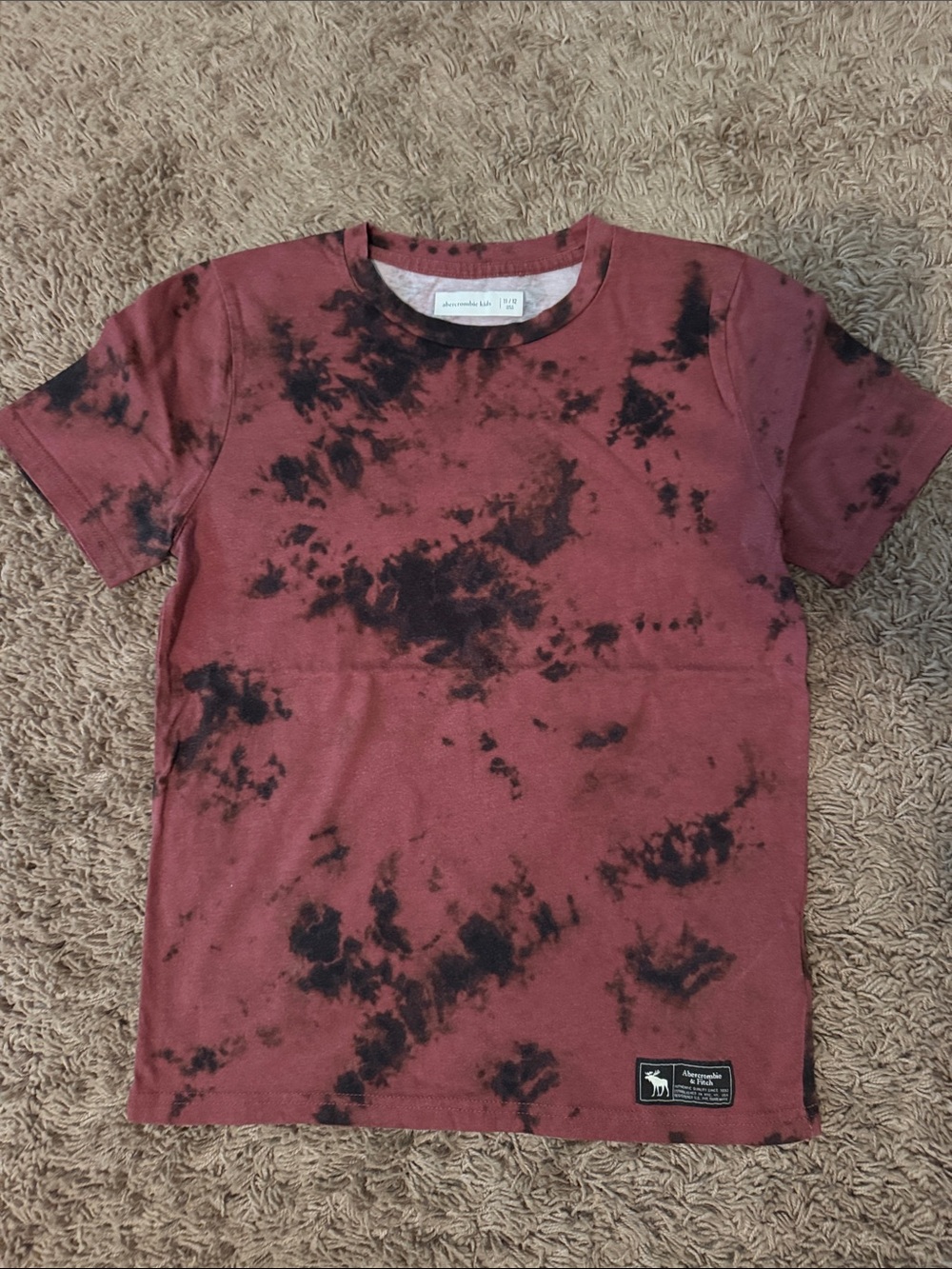 Abercrombie Kids Maroon & Black Tie-Dye Short Sleeve Tee